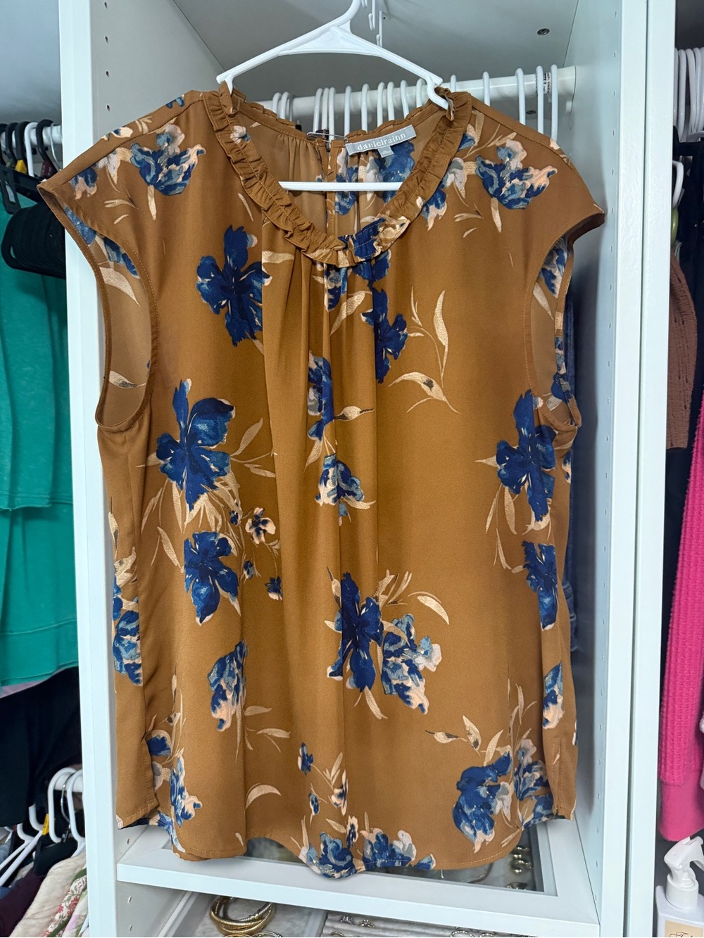 Daniel Rainn Brown Floral Sleeveless Blouse